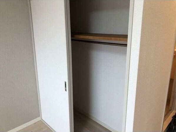 日の出プラザ1号館の物件内観写真